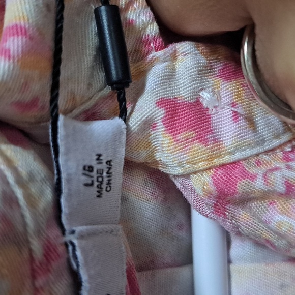 Calvin Klein Pink Snakeprint Short Sleeve Button-Up Top.  Size Large NWT - Picture 7 of 10